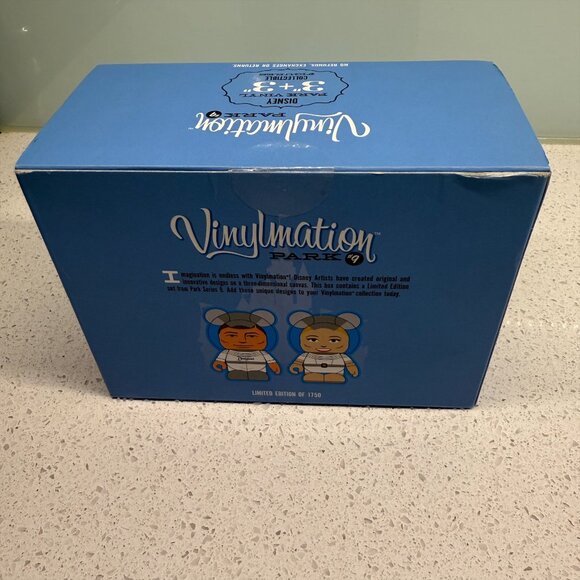 Disney Vinylmation Park Series 9 Set Space Tomorrowland - Picture 3 of 3